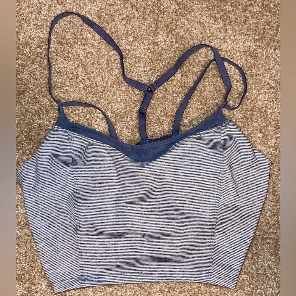 💜Old Navy Active sports bra size large